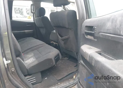 2013 Toyota Tundra Grade 4.6L V8 z USA, uszkodzony, nr VIN 5TFUM5F19DX041405